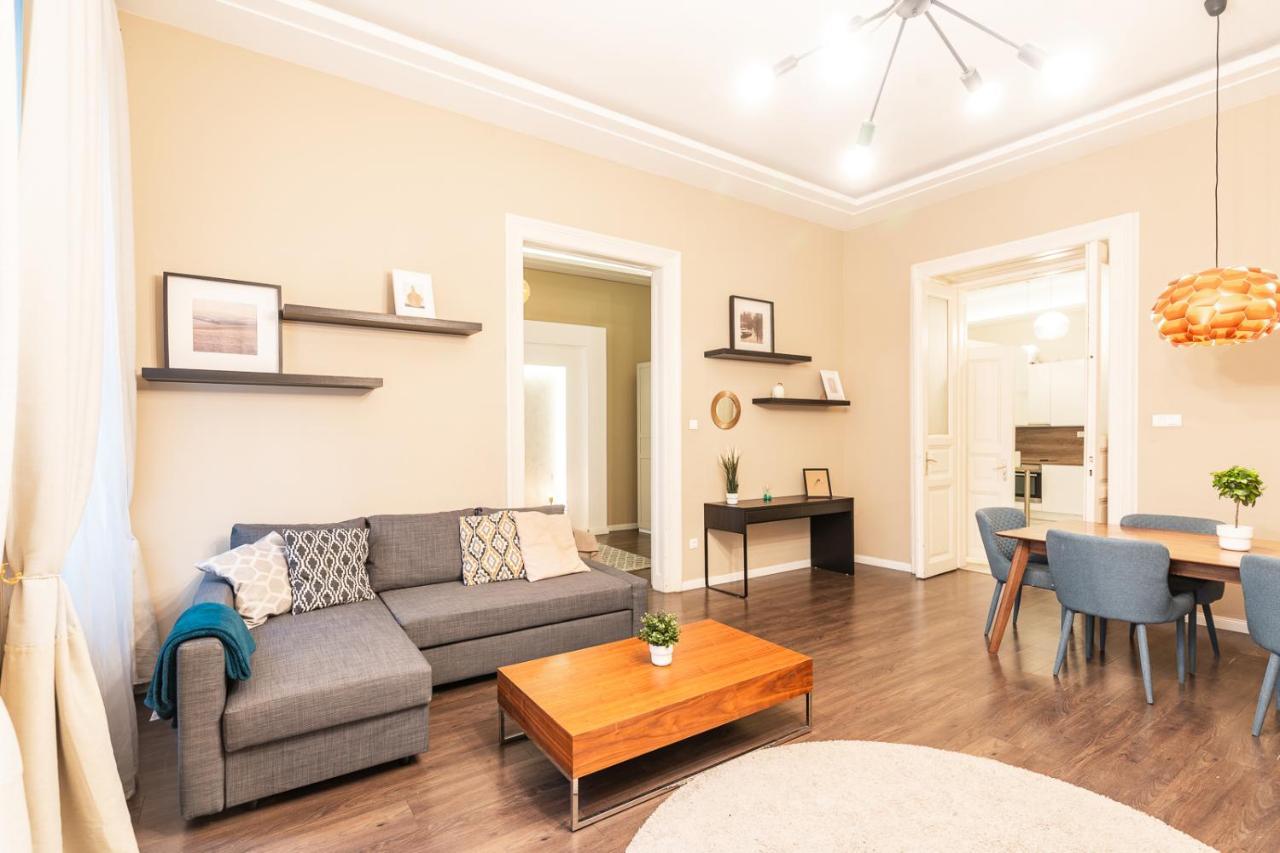 Spacious Luxury Apartment At The Heart Of Budapest Eksteriør bilde